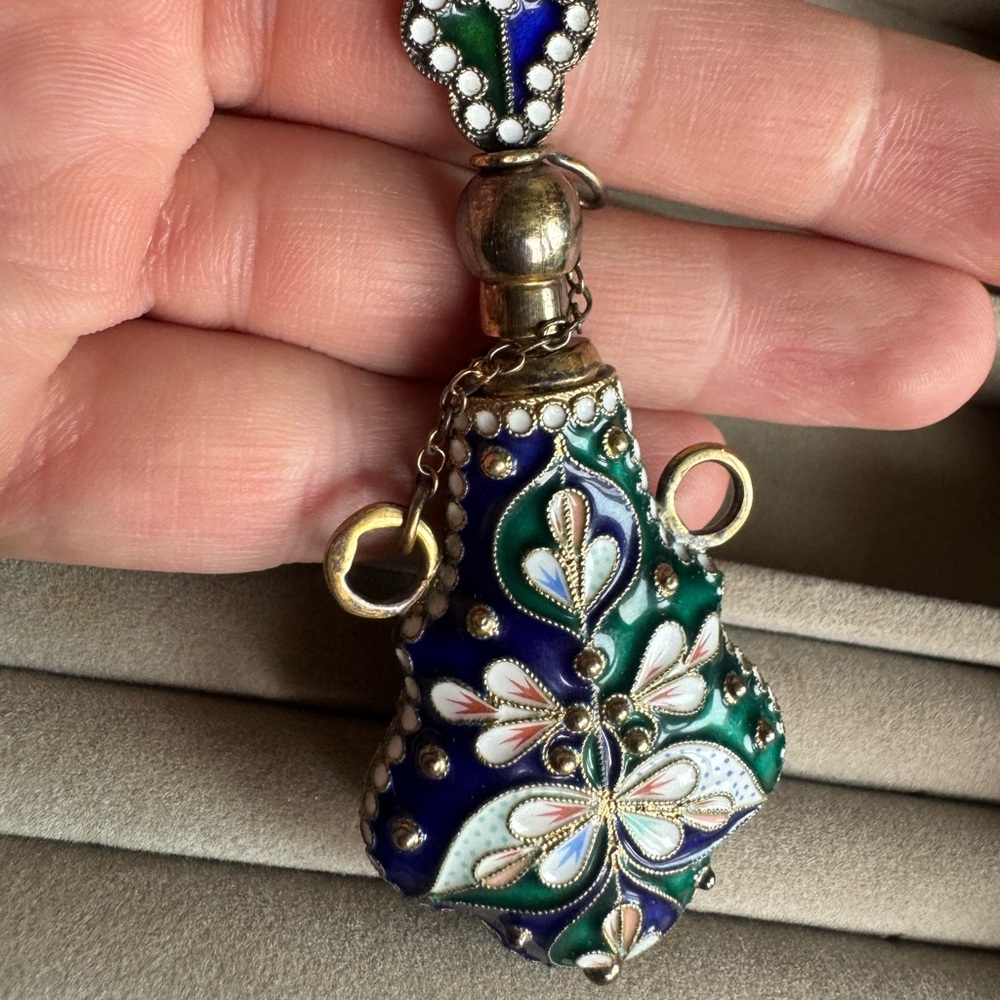 Beautiful Sterling silver enamel oil and perfume decanter - Picture 3 of 13